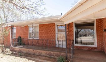 204 Acoma Dr, Clovis, NM 88101