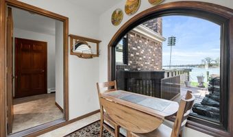 523 Lathrop Ave, Algonac, MI 48001