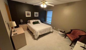 4026 SOCIETY Dr, Claymont, DE 19703