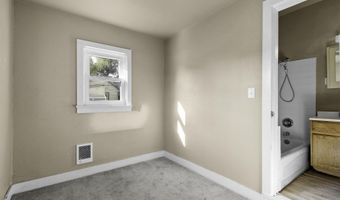 2315 THOMES Ave, Cheyenne, WY 82001