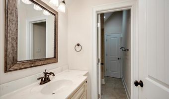 1034 N Pointe Dr, Lincolnton, GA 30817