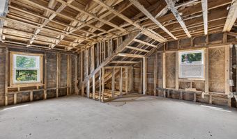 6 Amherst St, Augusta, ME 04330