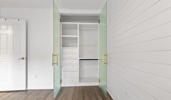 4645 VALAIS Ct 124, Alpharetta, GA 30022