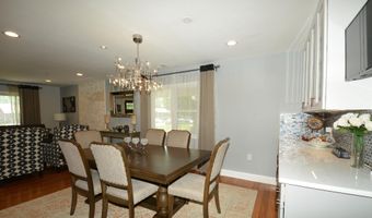 6317 EVERGLADES Dr, Alexandria, VA 22312