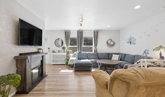 66295 E CRYSTAL CREEK Rd, Brightwood, OR 97011
