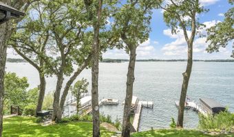 2707 1st St, Arnolds Park, IA 51331