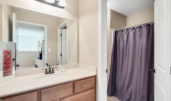 8938 MT HILL Dr, Bartlett, TN 38002