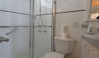 3020 Marcos Dr S-307, Aventura, FL 33160