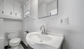 374 AVENUE C, Bayonne, NJ 07002