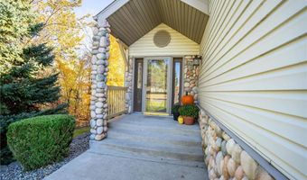 2701 Arrowwood Dr NW, Alexandria, MN 56308
