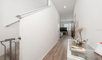 211 ASH Way, Auburndale, FL 33823
