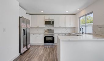 571 Greenbriar Townhouse Way, Las Vegas, NV 89121