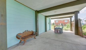 190 E Johnson Ave, Aransas Pass, TX 78336