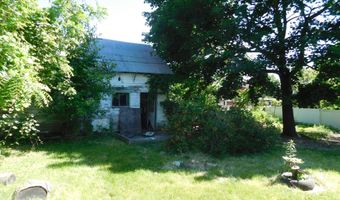 210 W Ash St, Albion, MI 49224