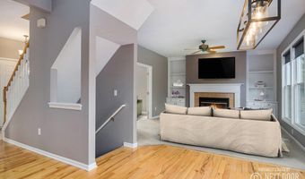 1055 Dogwood Meadows Dr SE, Ada, MI 49301