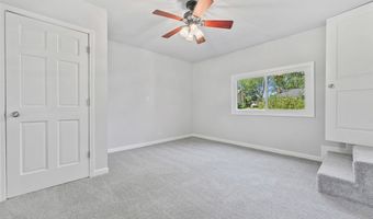 41073 N 1st St, Antioch, IL 60002