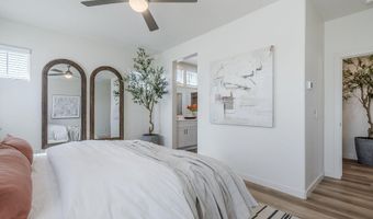 630 W LAREDO St, Chandler, AZ 85225