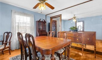381 Auburn St, Cranston, RI 02910