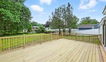 11 Budd Dr, Bethel, CT 06801