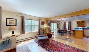 265 Stonewall Dr, Bristol, VT 05443