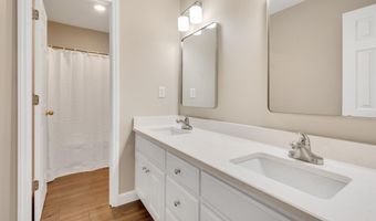 179 Broom Sage Dr, Angier, NC 27501