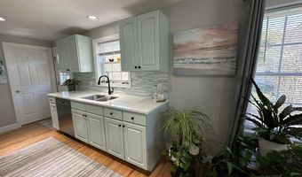 37 Mill Stream Ln, Arundel, ME 04046