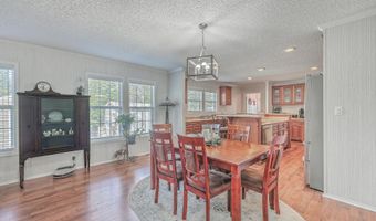 208 Catfish Landing Cir, Bonneau, SC 29431