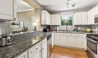45050 BRAE Ter 101, Ashburn, VA 20147