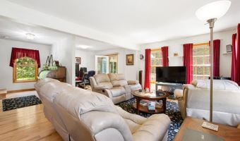 2006 Hutchins St, Berlin, NH 03570