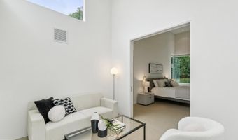 7405 HELMSDALE Rd, Bethesda, MD 20817