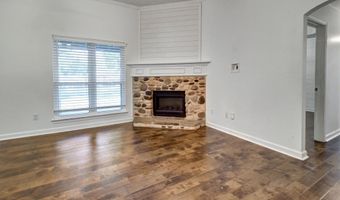 208 James St, Aledo, TX 76008