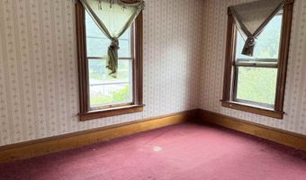16 Washington St, Brattleboro, VT 05301