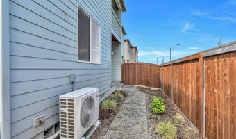978 NE 14TH St, Battle Ground, WA 98604