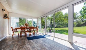 471 N Quidnessett Rd, North Kingstown, RI 02852