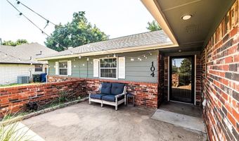 104 Caulder Dr, Chickasha, OK 73018