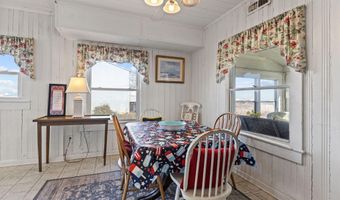 202 Glenn St, Atlantic Beach, NC 28512
