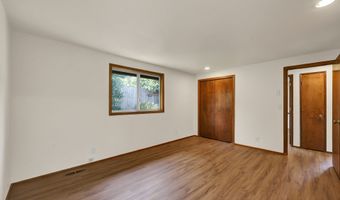 7087 ASTER St, Springfield, OR 97478