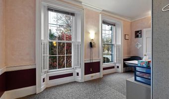 132 State St, Augusta, ME 04330