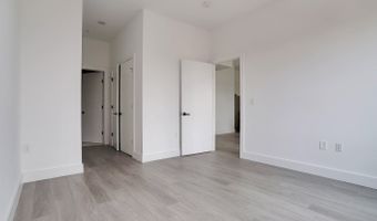 425 AVENUE C 501, Bayonne, NJ 07002