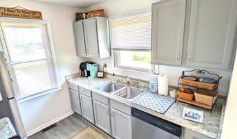 7018 Sherman Dr, Aurora, IN 47001