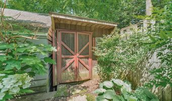5517 MCKINLEY St, Bethesda, MD 20817