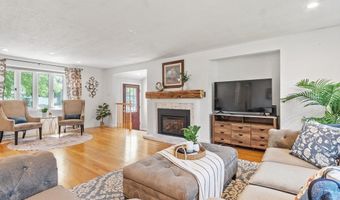 37 Newtown Rd, Acton, MA 01720