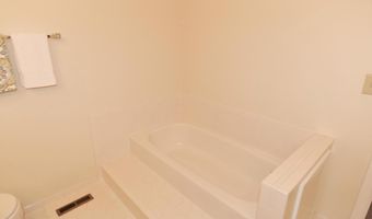 7411 SALFORD Ct, Alexandria, VA 22315