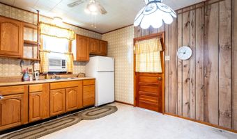 12 Alvina St, Batesville, IN 47006