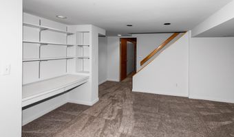 2859 Renfrew St, Ann Arbor, MI 48105