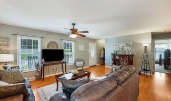 122 Majestic Cir, Amherst, VA 24521