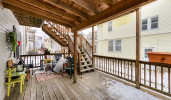 60 Fruit St, Worcester, MA 01609
