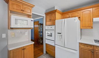 34 Drexel Dr, Jackson, NJ 08527
