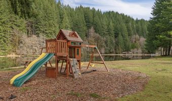 71848 NORTHSHORE Dr, Birkenfeld, OR 97016