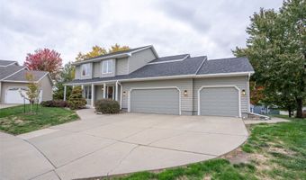 1110 Sandalwood Ct SW, Altoona, IA 50009